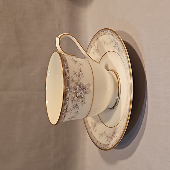 NEW Noritake Salzburg 7299 Footed Cup & Saucer Ivory China - Picture 15 of 16